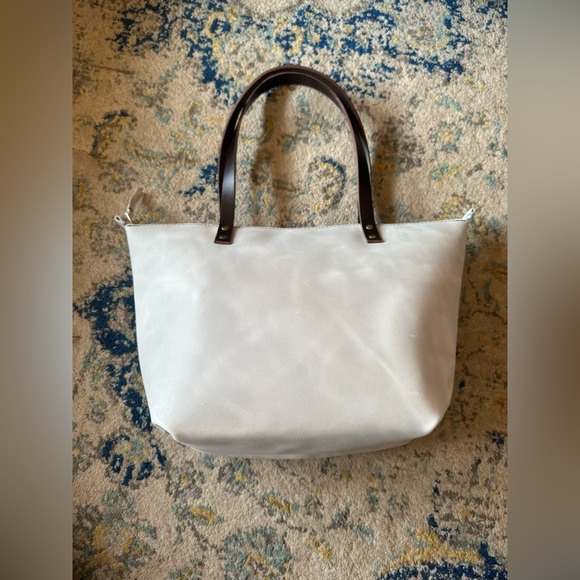 NEW 🦄 Portland Leather Beluga Large Zip Tote 🦄 - Picture 15 of 16